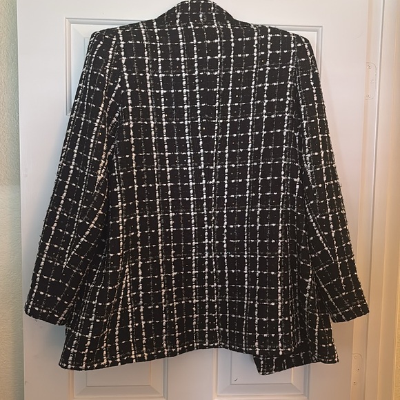 EXPRESS Black and White Tweed Blazer - Picture 5 of 6